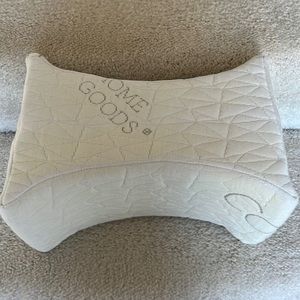 COOP orthopedic knee pillow - Brand New